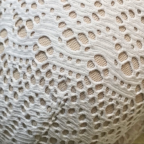 VS white lace lined demi - Picture 2 of 6